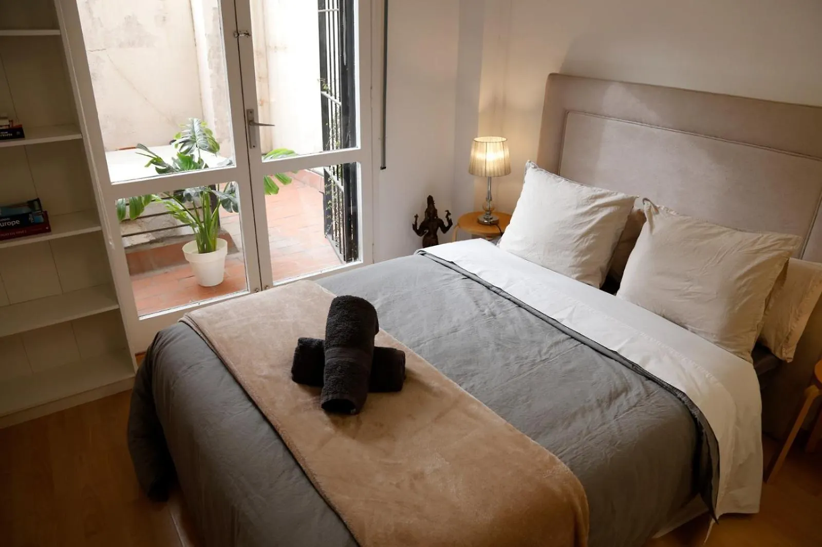 Affittacamere Sunny And Central Double Room Metro L5-L1 Barcellona Spagna